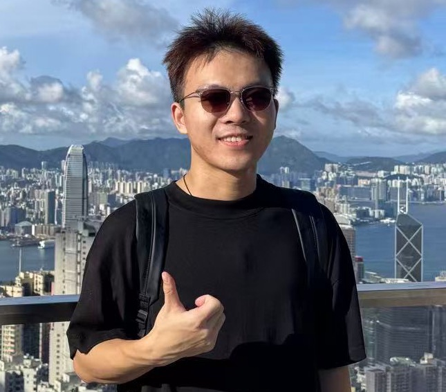 陈奕玮在香港的肖像。